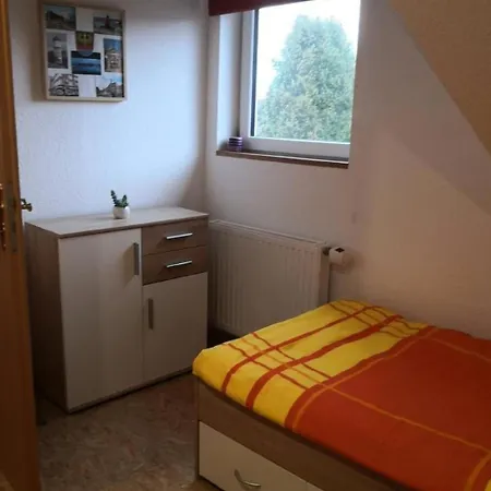 Haus Am Wasser In By Interhome 엠덴