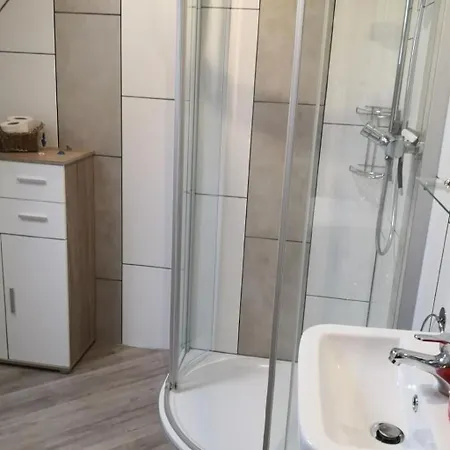 Haus Am Wasser In By Interhome * 엠덴