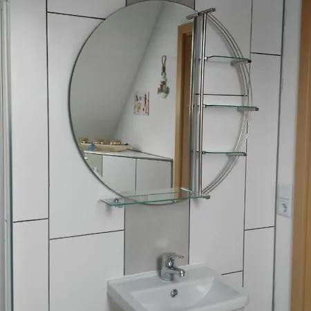 아파트 Haus Am Wasser In By Interhome